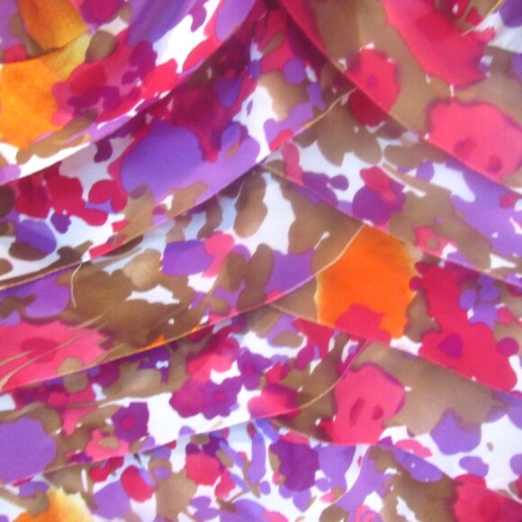 Jones Wear Dress, Size 12, Multicolor, Tiered Material, Fully Lined, V Neck E230 - Picture 6 of 10